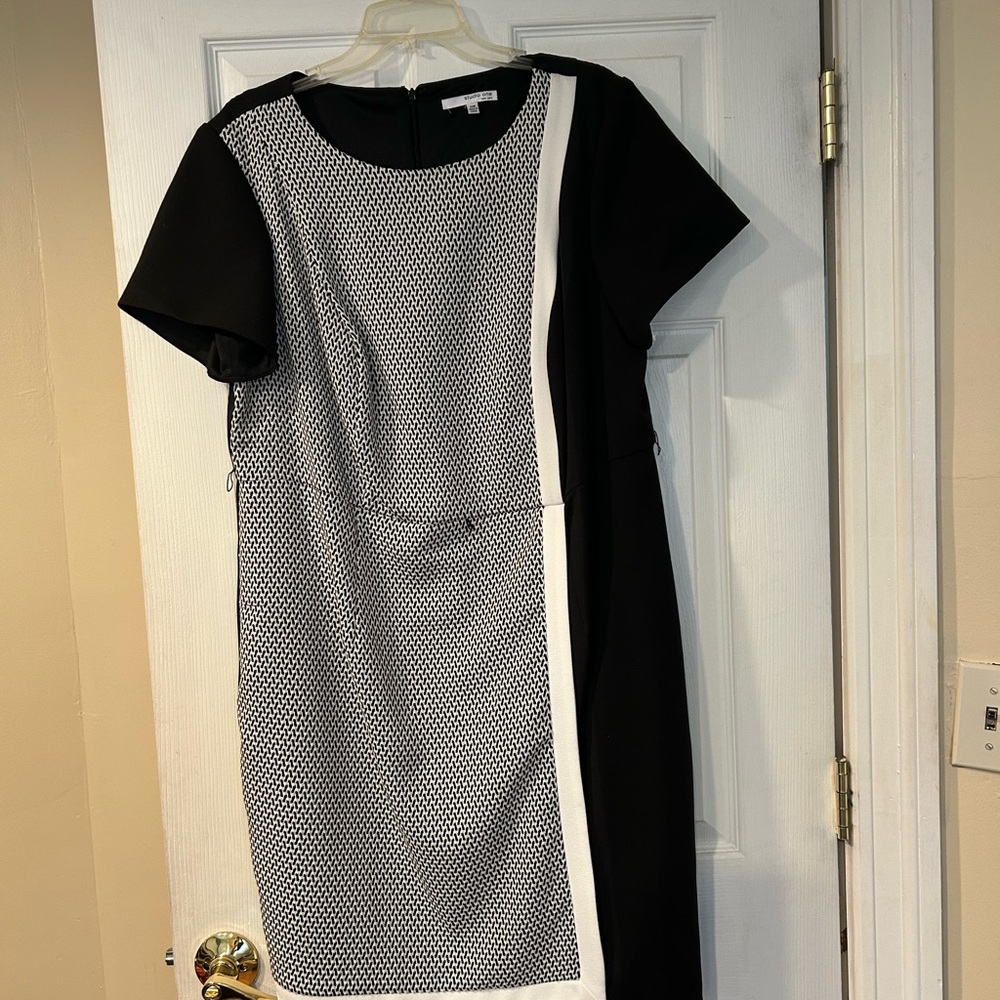 Studio One Asymmetrical Gray and Black Sheath Dress